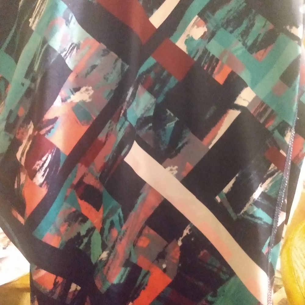 Capris - Picture 2 of 3